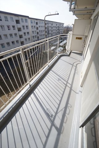 陽当たり良好なバルコニーです