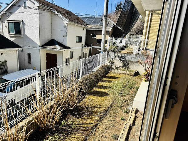 ～ガーデニングなども楽しめる庭付き～