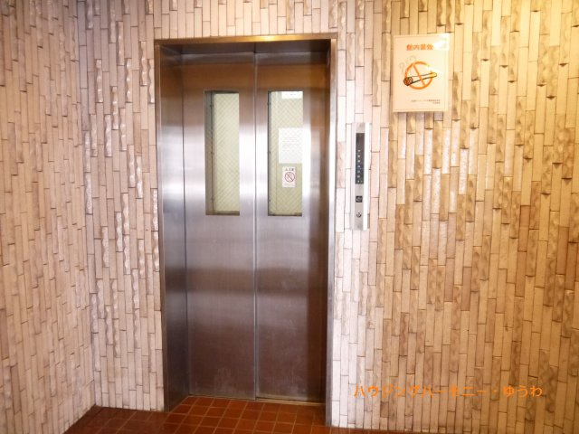 勿論エレベーターが備え付けられています。