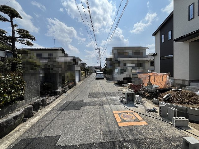現地写真。前面道路です。