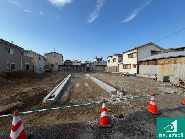 周辺は落ち着いた街並みの住宅地！子育てがしやすい住環境です！現地でしかわからない事もございます。是非一度ご覧ください。