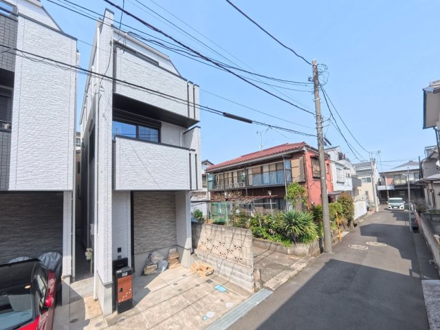 約4．0ｍ幅道路に接道約4．1ｍ　駐車も容易ですね◎