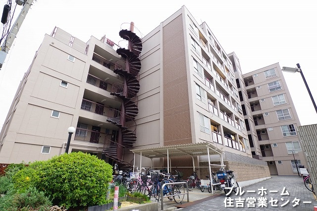 外観：327002347929