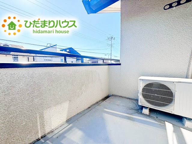 あたたかな光が差し込む、南向きのバルコニー(#^^#)