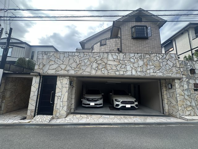 外観：327002920596