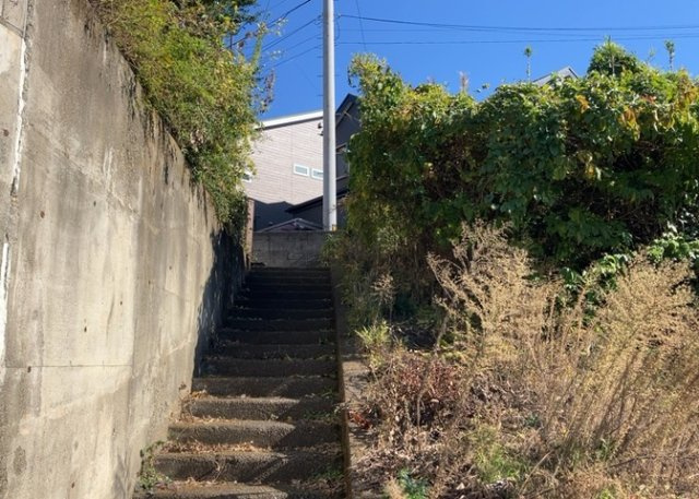 田園風景が味わえる土地に住みたい！海や山の見える自然豊かな土地に住みたい！などご要望に併せて当社営業がご提案させて頂きます。当社が抱えている数ある物件の中からお客様が納得する1件を一緒に探しましょう！