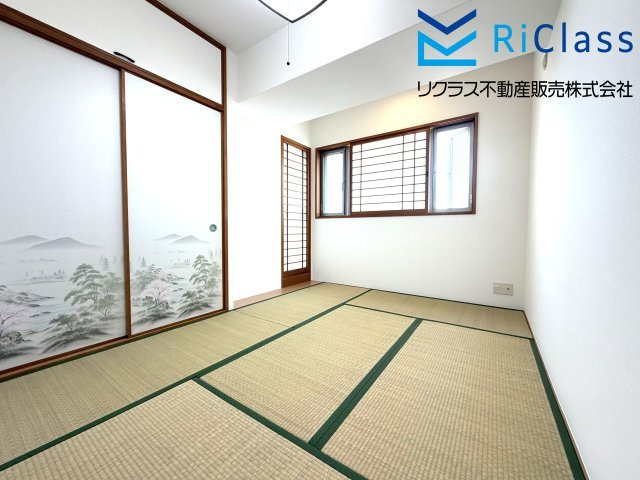 ゆったりとくつろげる和室です