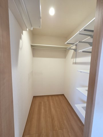 2階の納戸です！1階にも2階にも広々収納があるのは嬉しいですね♪