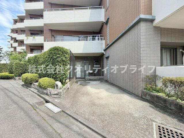 専用駐車場使用権付き
