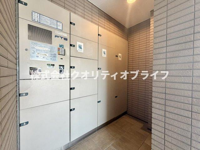 居住者様に嬉しい宅配ボックス付き