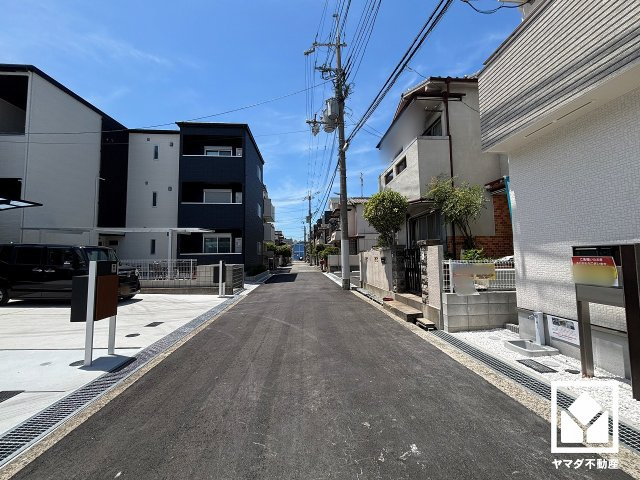 「大島小学校」まで徒歩5分。低学年のお子様の通学にも無理のない距離です。