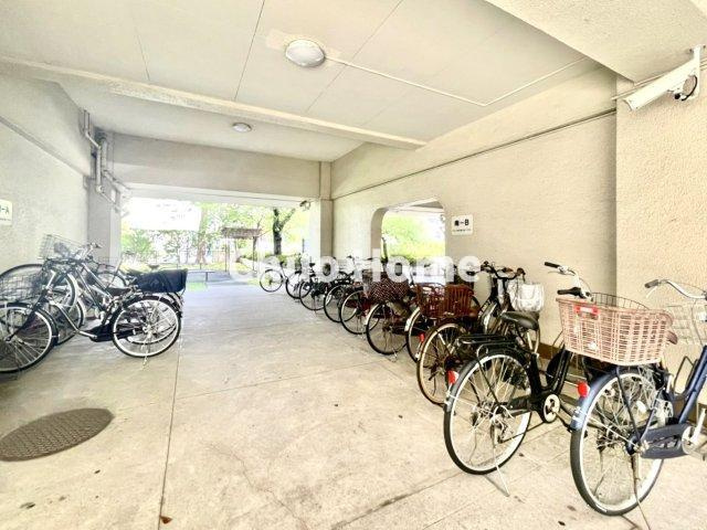 【自転車置き場】最新の空き状況や費用などの詳細は担当スタッフまでお問い合わせください。