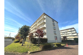 川越グリーンパークＪ－２棟の外観