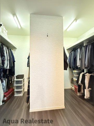 寝室奥ウォークインクローゼット