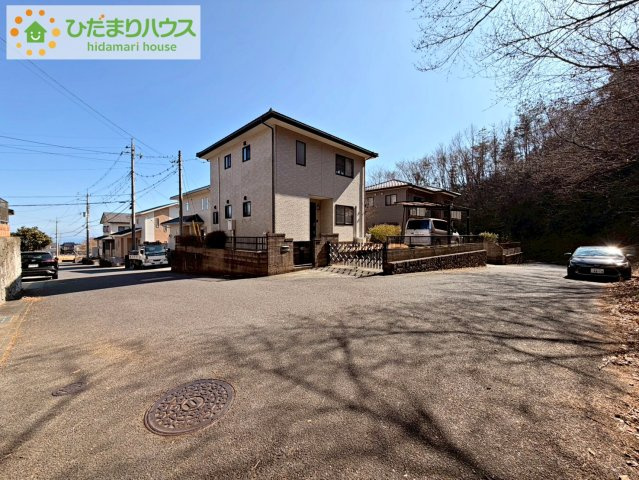 前面道路が広い為、駐車も楽々！
