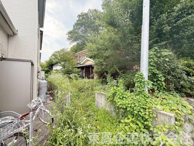 緑に囲まれた住まい