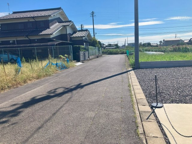 前面道路含む現地写真