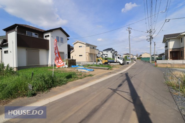 【前面道路】周辺環境は大切な要素。道幅や駐車など、ご確認ください。