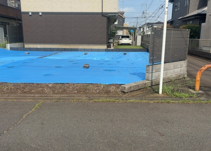 隣家の土地はどうなっているのか、生活利便施設が近くにあるのか、学校まで近いかなど、お客様のライフスタイルにあわせたイメージが重要です。また、近くにあると困る施設が近くにないかも確認するといいでしょう。