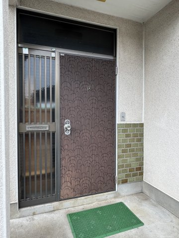 シンプルで使いやすい玄関です