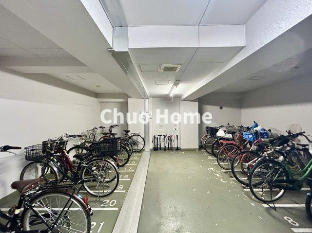 【自転車置き場】最新の空き状況や費用などの詳細は担当スタッフまでお問い合わせください。