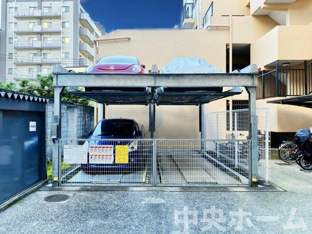 【敷地内駐車場】最新の空き状況や費用などの詳細は担当スタッフまでお問い合わせください。