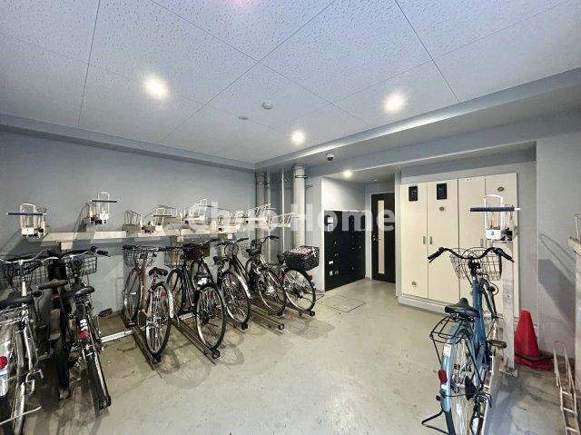 【自転車置き場】最新の空き状況や費用などの詳細は担当スタッフまでお問い合わせください。