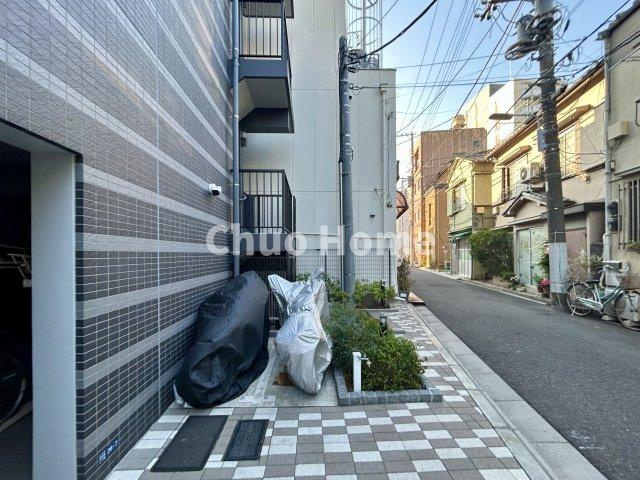 【バイク置場】最新の空き状況や費用などの詳細は担当スタッフまでお問い合わせください。