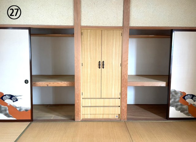 2F、10帖の和室のお部屋です。収納スペースたっぷり