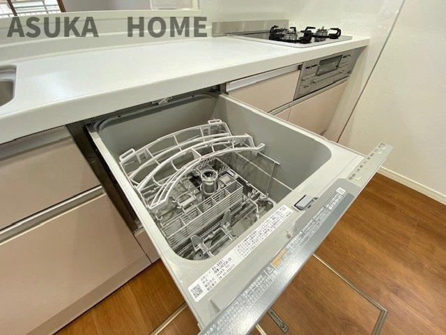 家事の時短にも役立つ食器洗浄乾燥機を標準装備。