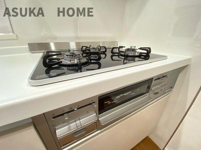 熱探知がついているので、揚げ物料理が苦手にしている方も挑戦してみてください。