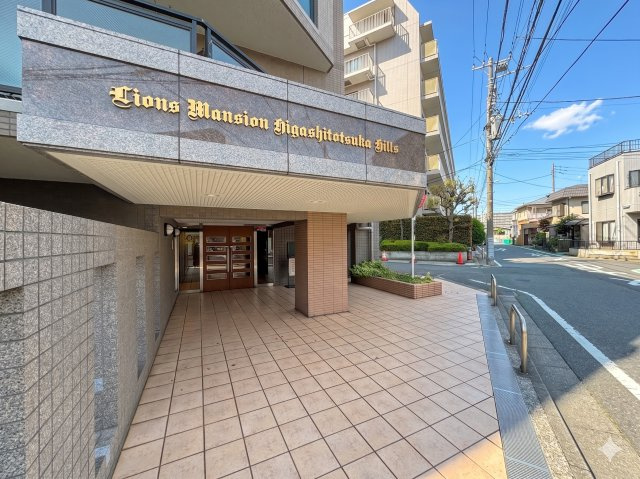 ◆前面道路も幅員があり車の運転も安心！前面道路は閑静な住宅地。車通りの少ない道路なのでお子様にも安心です。