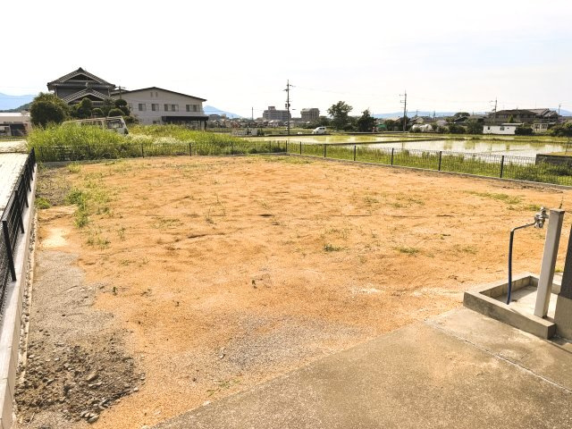立水栓があるので家庭菜園にも使用できます
