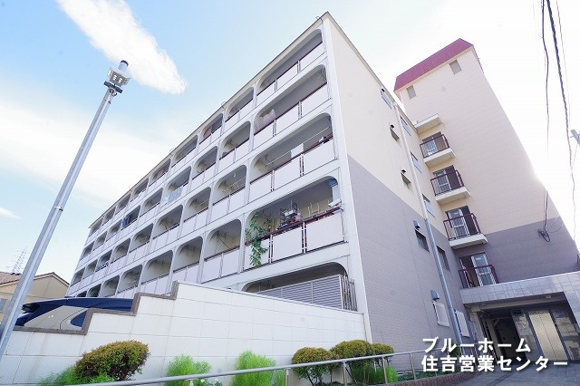 ■エントランス側からの外観写真です