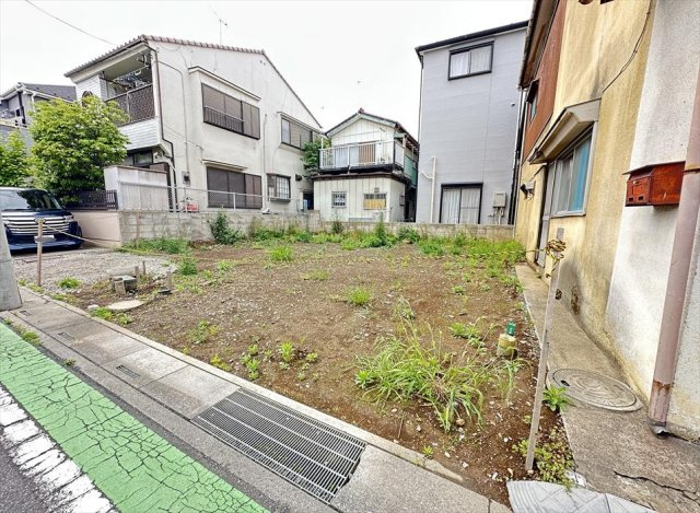 販売現地／2026年4月24日撮影　　小中学校まで徒歩10分圏内でお子様の通学にも便利なエリアです。