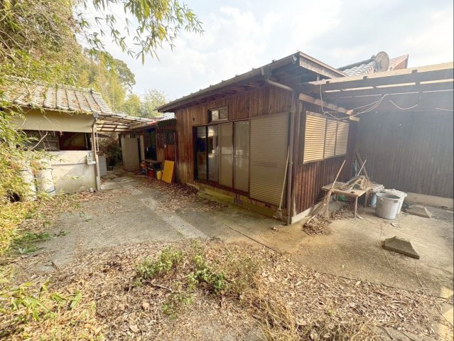 糟屋郡篠栗町大字高田の（古家付）土地です！