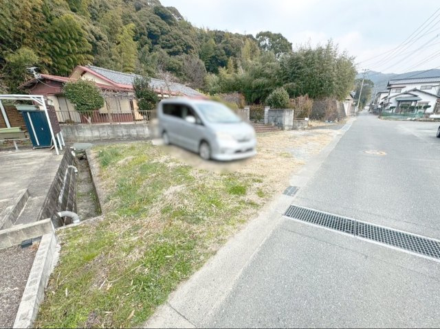 79.25ｍ2（約27.97坪）敷地の前面道路です！
