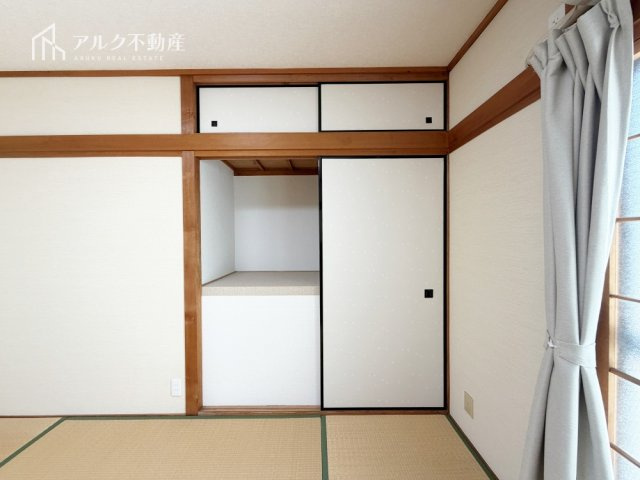 押し入れ