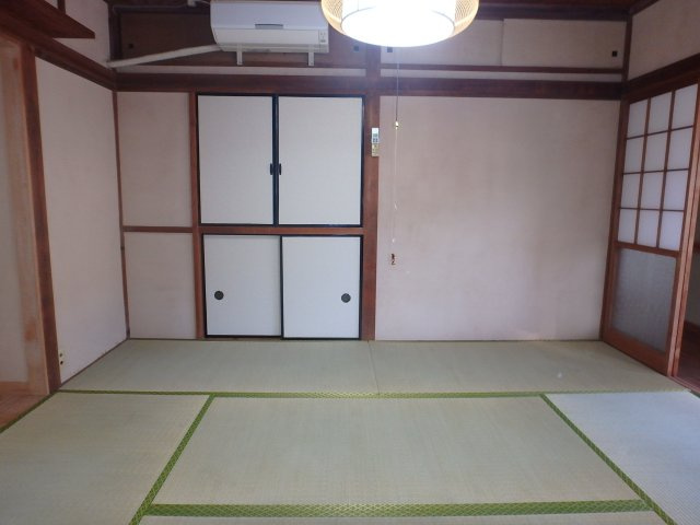 趣のある和室です
