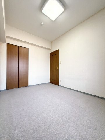 北東洋室のべつ角度になります♪