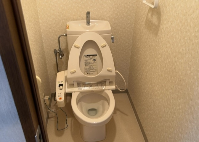 トイレは大きさや形、機能、抗菌性などが異なる多種多彩なタイプが各メーカーから出ています。それぞれに良さがあるため、事前にどういったタイプのトイレがいいのかをご家庭内で決めて、内見に行くといいでしょう。