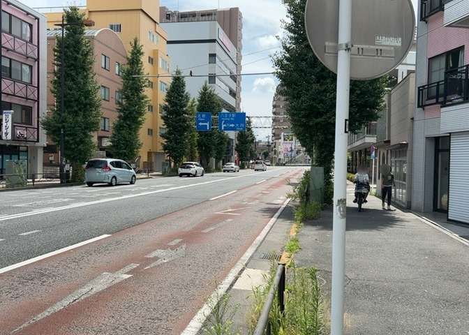 眺望を気にして物件を探す場合、前面に建物が建っていないか現地で確認しましょう！前面に建物があると景色はもちろん、日当たりや風通しにも影響が出てきます。住んだ時のことを想像しながら現地見学をしましょう。
