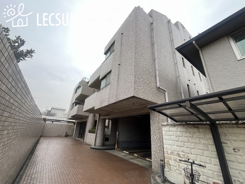 外観：328000615132