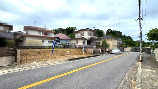 北西側は幅員約9ｍ道路につき、開放感のあるマイホームが実現！
