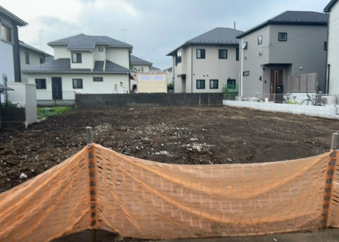 土地探しをしていると都市計画区域という言葉を目にすると思います。法律によって、都道府県知事や国土交通大臣が指定するエリアのことを指しており、都市計画区域は市街化区域と市街化調整区域に分けられています。