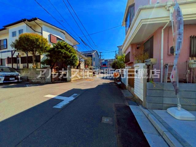 前面道路含む現地写真