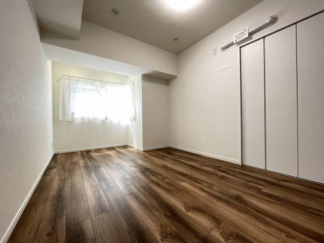 シンプルな洋室は、幅広い用途でお使いいただけます。　