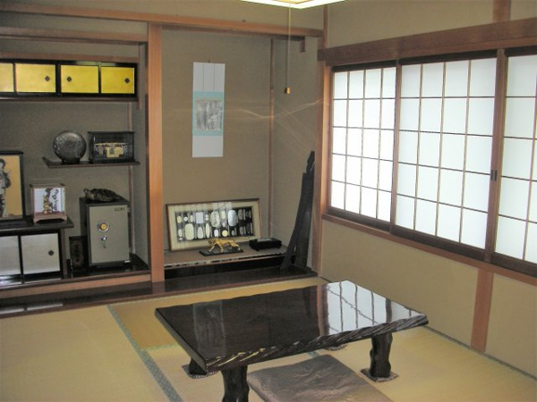 【高山市清見町三日町の中古戸建ての和室】