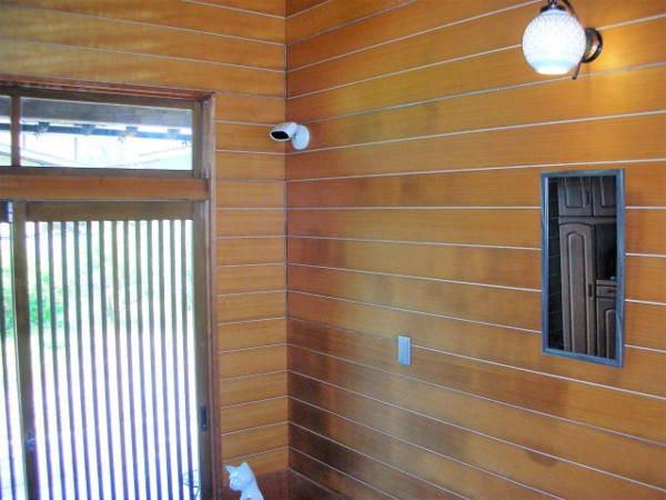 【高山市清見町三日町の中古戸建ての玄関】