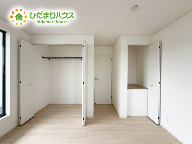全室にクローゼットが付いていて、お部屋の住空間もスッキリ広々つかえそうです(^^)/